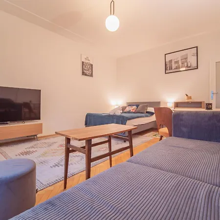 Retro Comfort Apartment *
